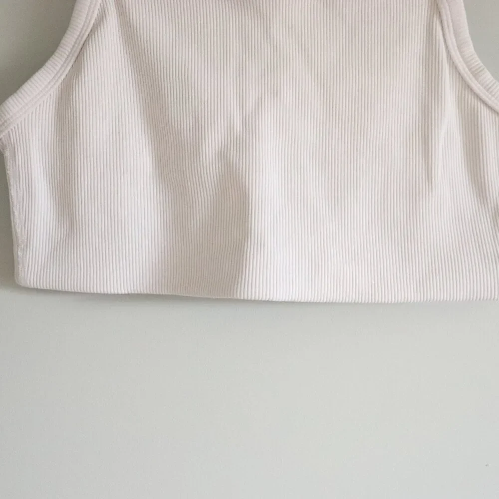 OFFLINE By Aerie White M Women's Ribbed Sports Bra Sleeveless Medium Support Top - Picture 5 of 9